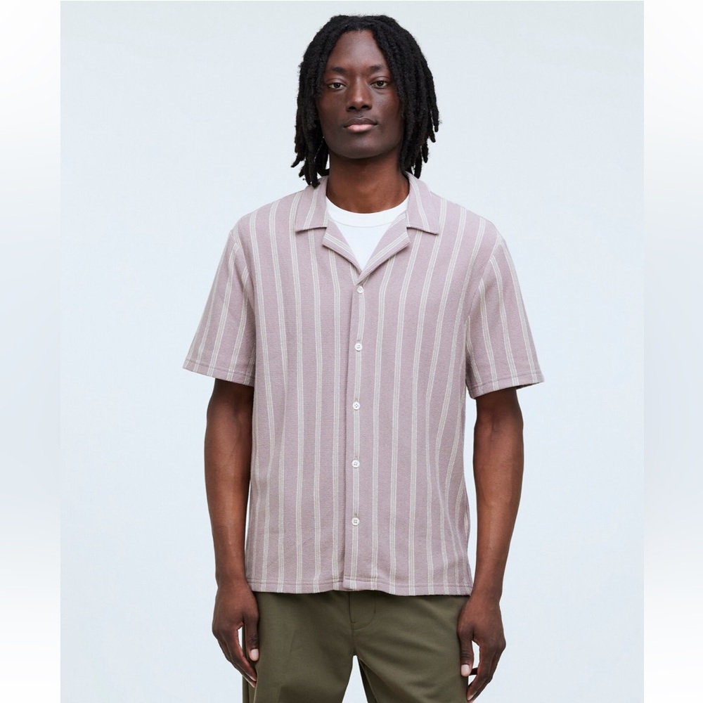 Easy Short-Sleeve Shirt in Stripe Jacquard